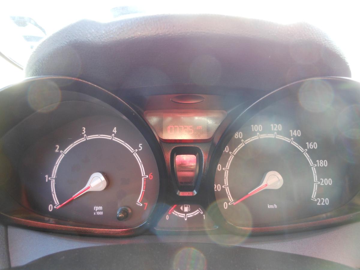ford-fiesta-2010-gasolina-1242cc