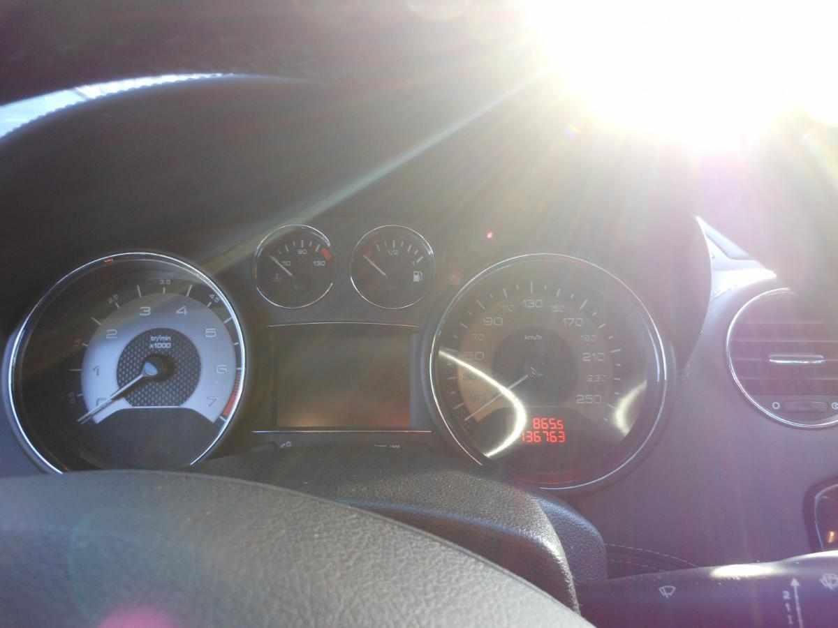 peugeot-rcz-2011-gasolina-1598cc