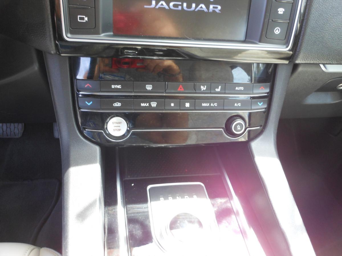 jaguar-f-pace-2017-diesel-1999cc