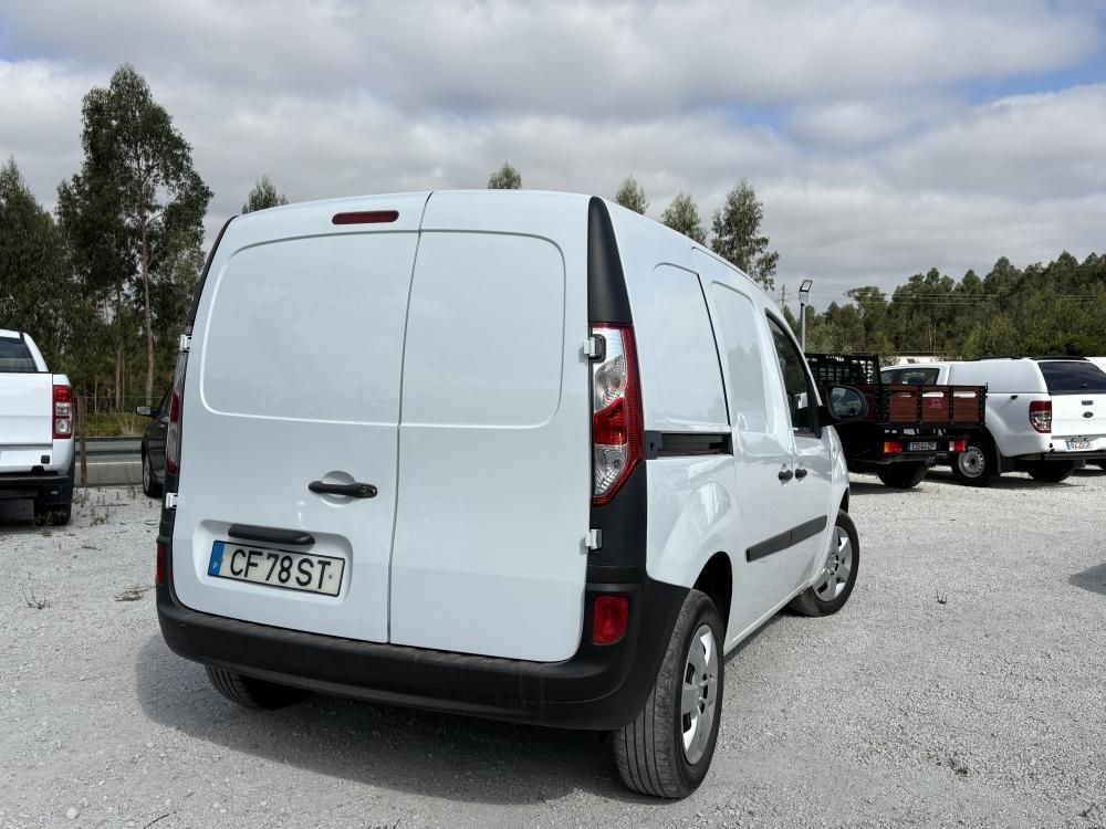 renault-kangoo-2018-eletrico-117cc