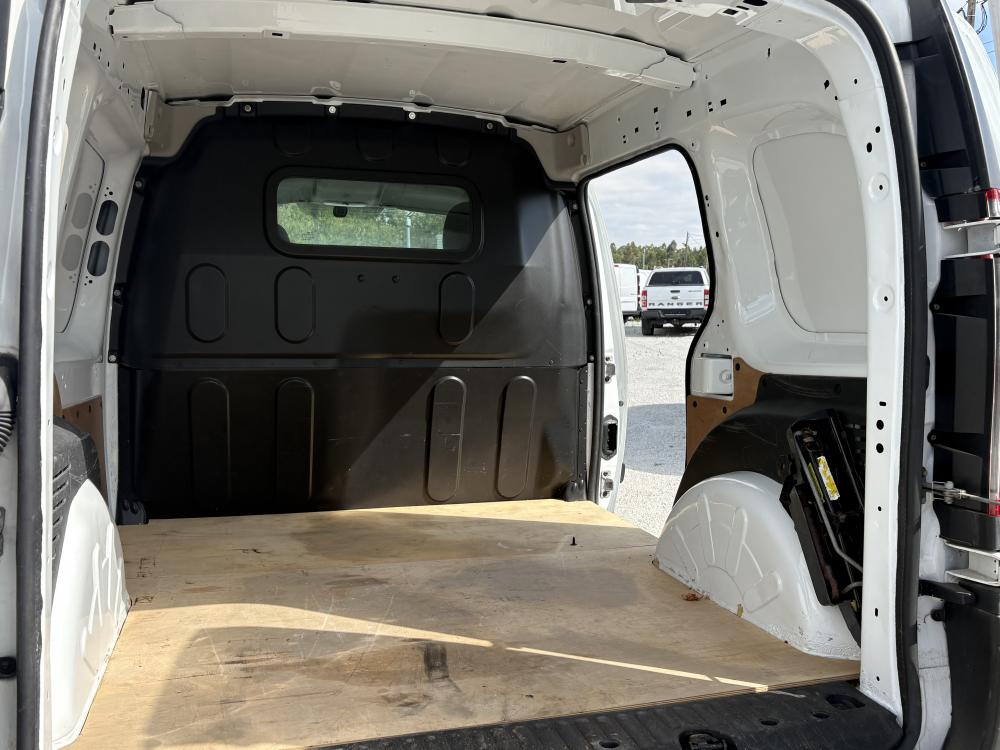 renault-kangoo-2018-eletrico-117cc