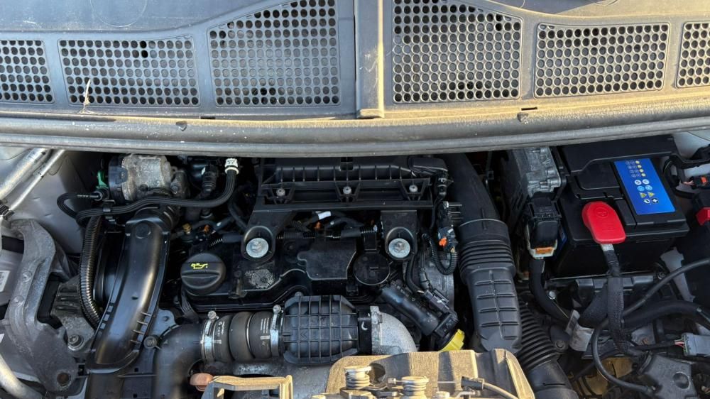 peugeot-expert-2019-diesel-1560cc