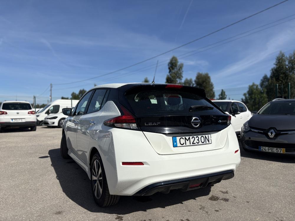nissan-leaf-2022-eletrico-0cc