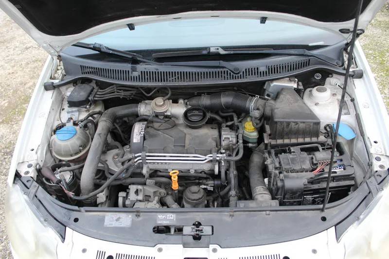 volkswagen-polo-2007-diesel-1422cc