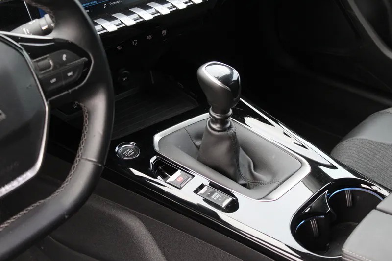 peugeot-508-sw-2020-diesel-1499cc