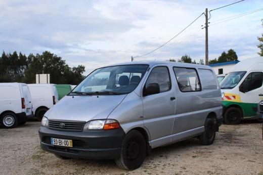 toyota-hiace-2006-diesel-2494cc