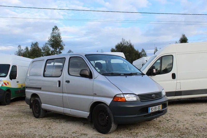 toyota-hiace-2006-diesel-2494cc