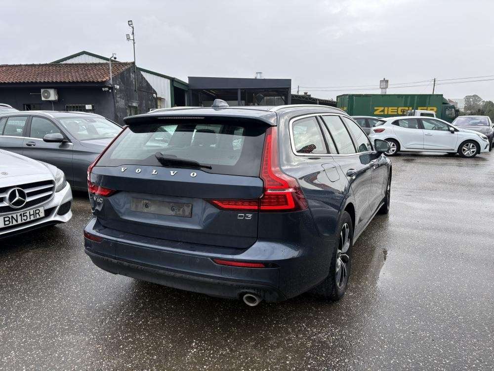 volvo-v60-2020-diesel-1969cc