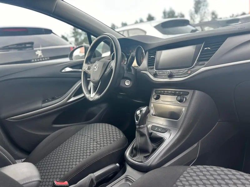 opel-astra-2018-diesel-1598cc