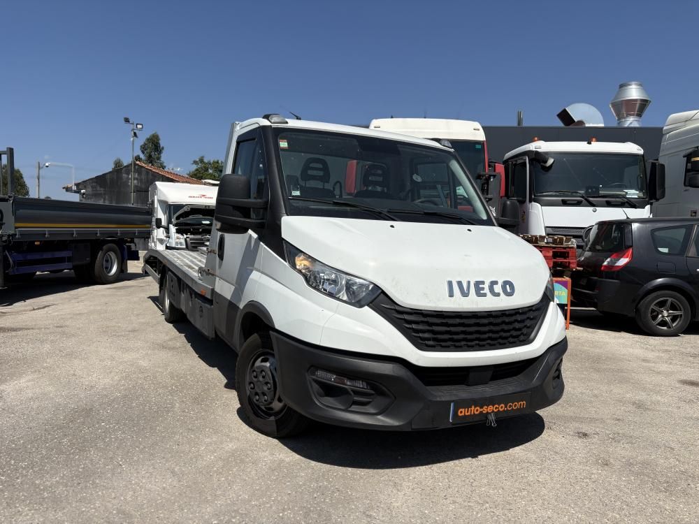 iveco-daily-2022-diesel-2998cc