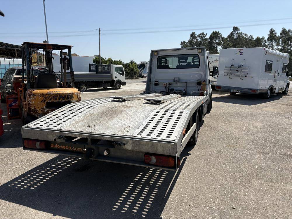 iveco-daily-2022-diesel-2998cc