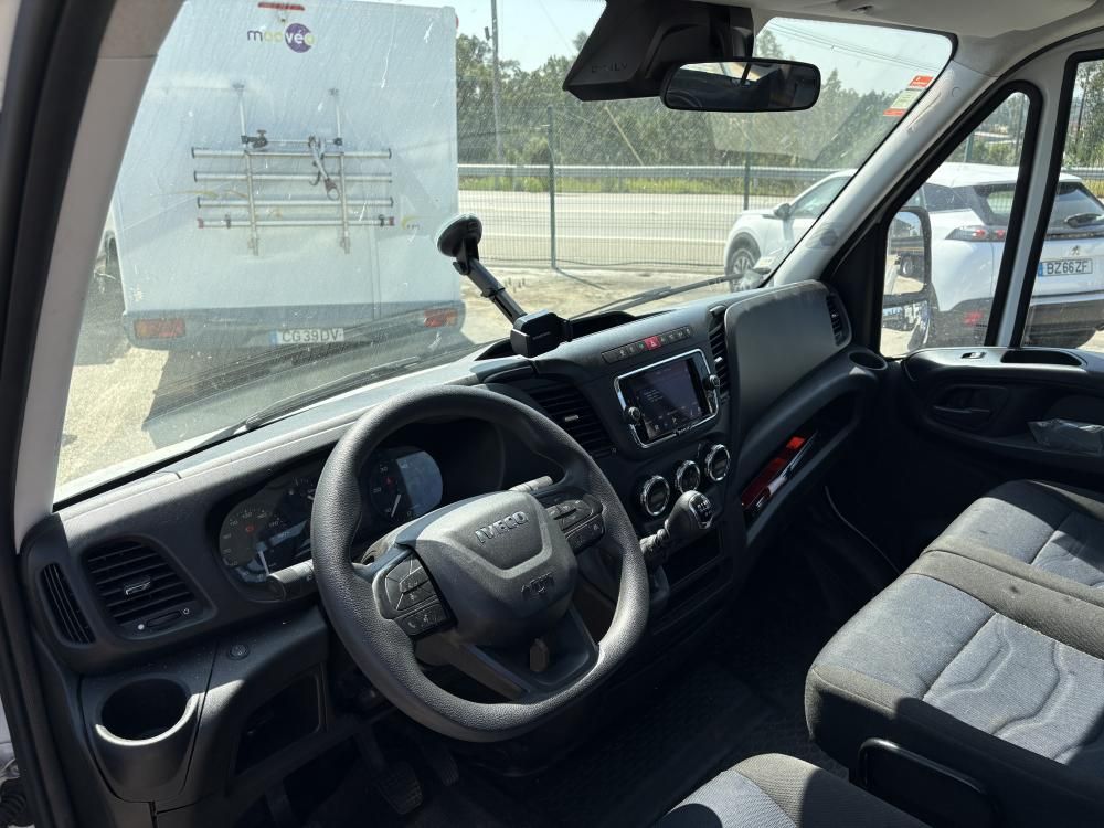 iveco-daily-2022-diesel-2998cc