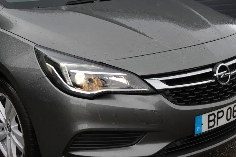 opel-astra-2018-diesel-1598cc