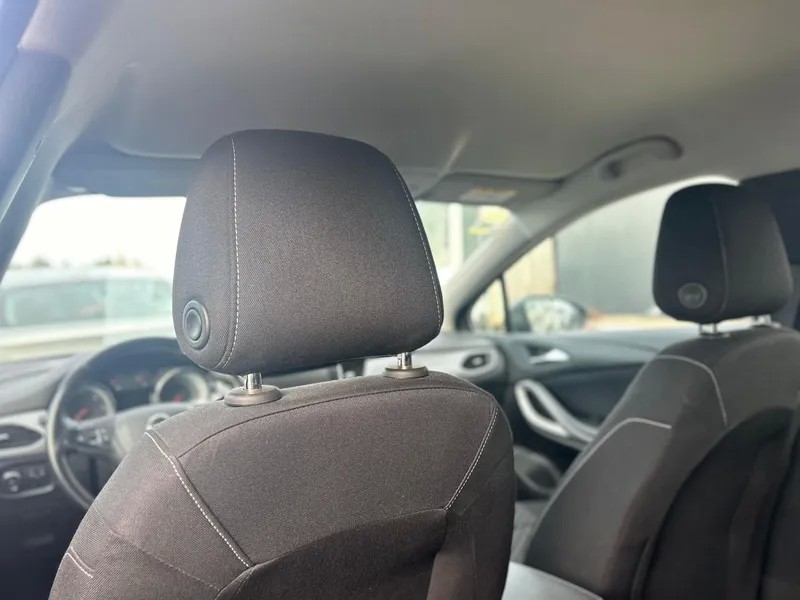 opel-astra-2018-diesel-1598cc
