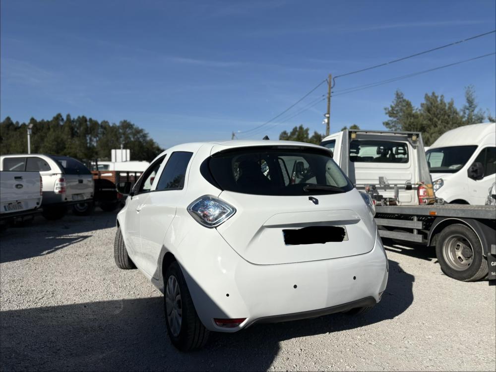 renault-zoe-2017-eletrico-0cc
