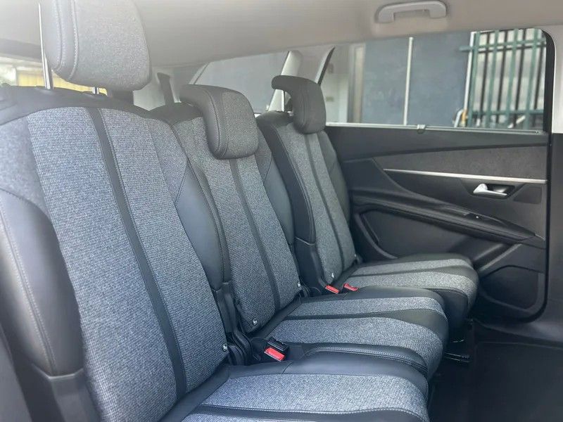 peugeot-5008-2018-diesel-1499cc
