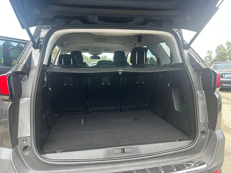 peugeot-5008-2018-diesel-1499cc