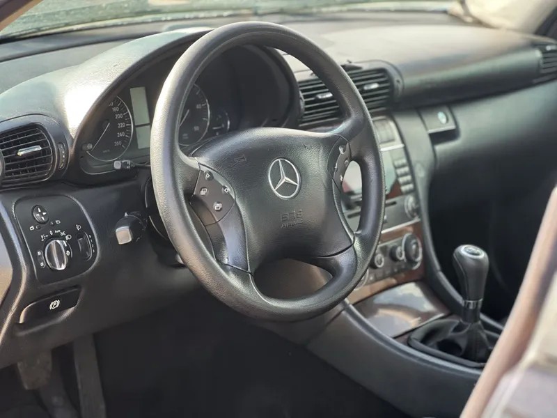 mercedes-benz-classe-c-2005-diesel-2148cc