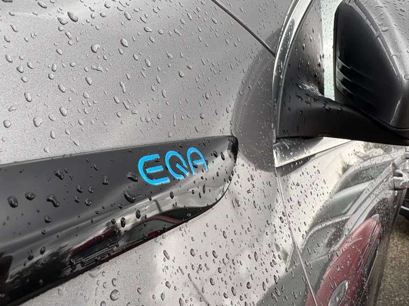 mercedes-benz-eqa-2021-eletrico-0cc