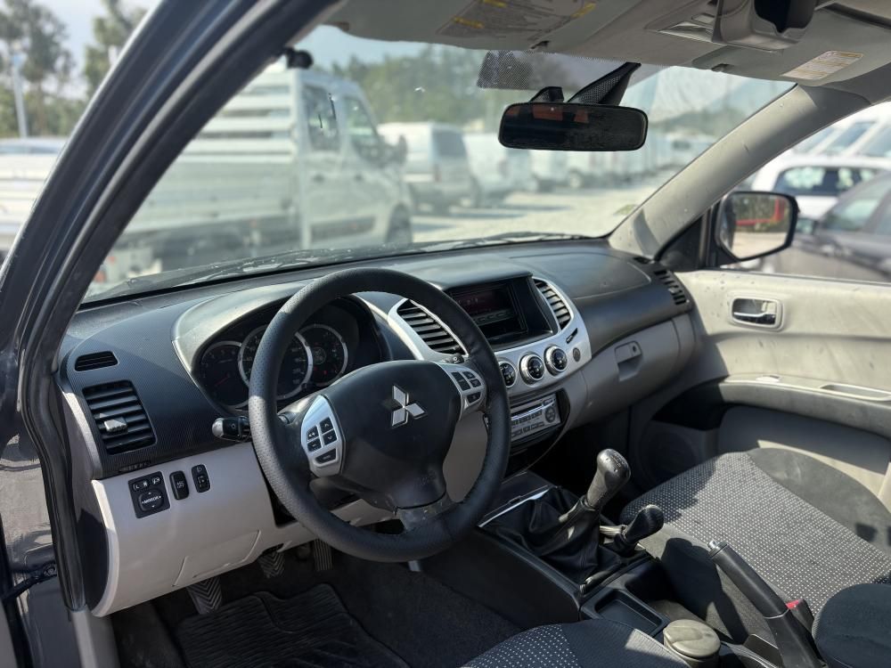 mitsubishi-l200-2010-diesel-2477cc