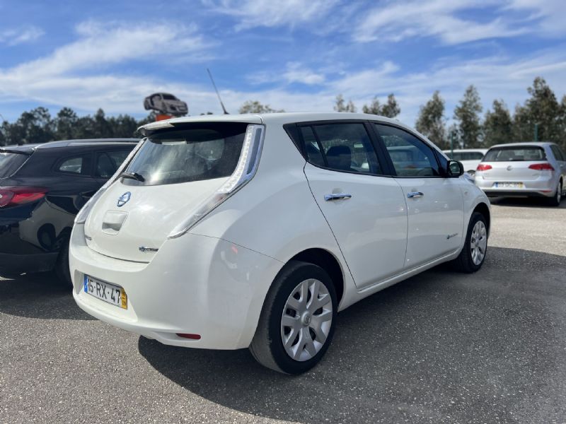 nissan-leaf-2016-eletrico-555cc