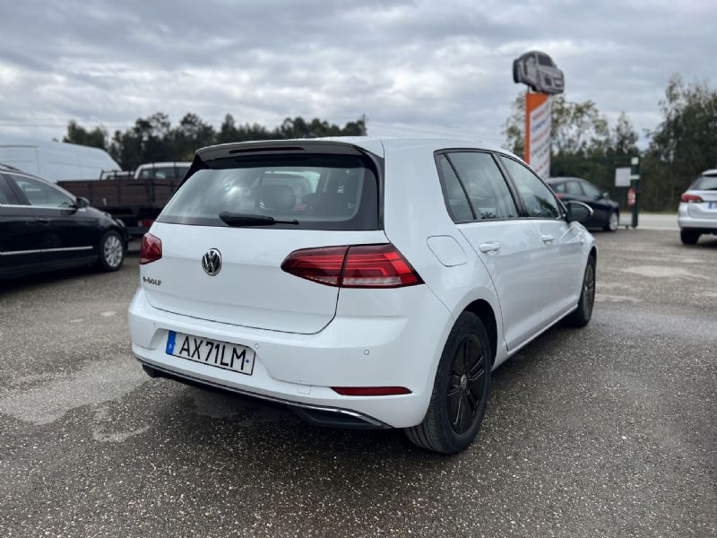 volkswagen-e-golf-2019-eletrico-267cc