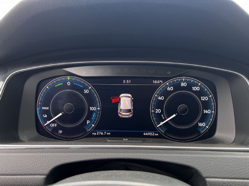 volkswagen-e-golf-2019-eletrico-267cc