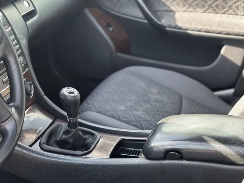 mercedes-benz-classe-c-2005-diesel-2148cc
