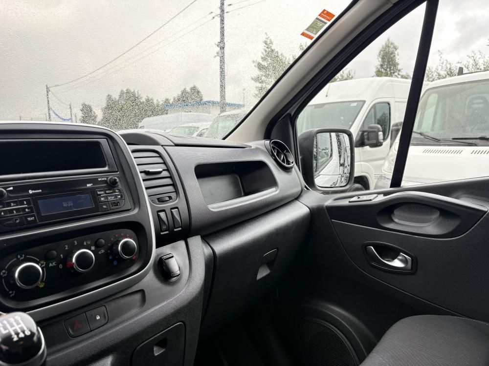renault-trafic-2020-diesel-1598cc