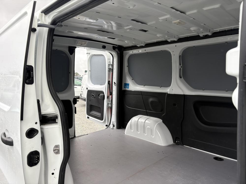 renault-trafic-2020-diesel-1598cc