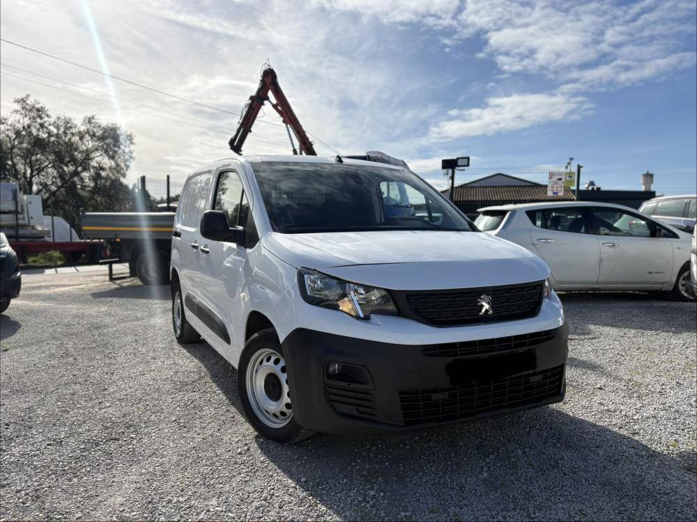 peugeot-partner-2020-diesel-1499cc