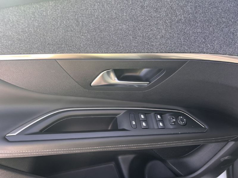 peugeot-3008-2018-diesel-1499cc
