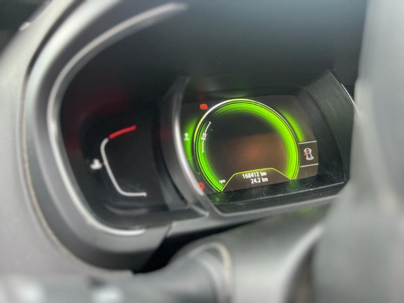 renault-grand-scenic-2018-diesel-1461cc