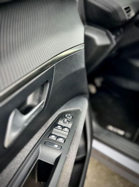 peugeot-3008-2020-diesel-1499cc