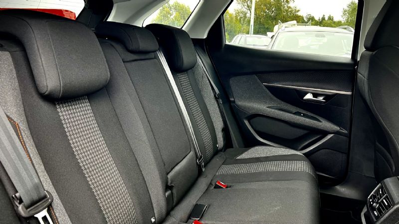 peugeot-3008-2020-diesel-1499cc