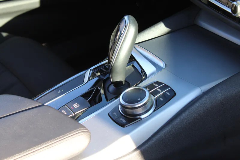 bmw-serie-5-2019-diesel-1995cc