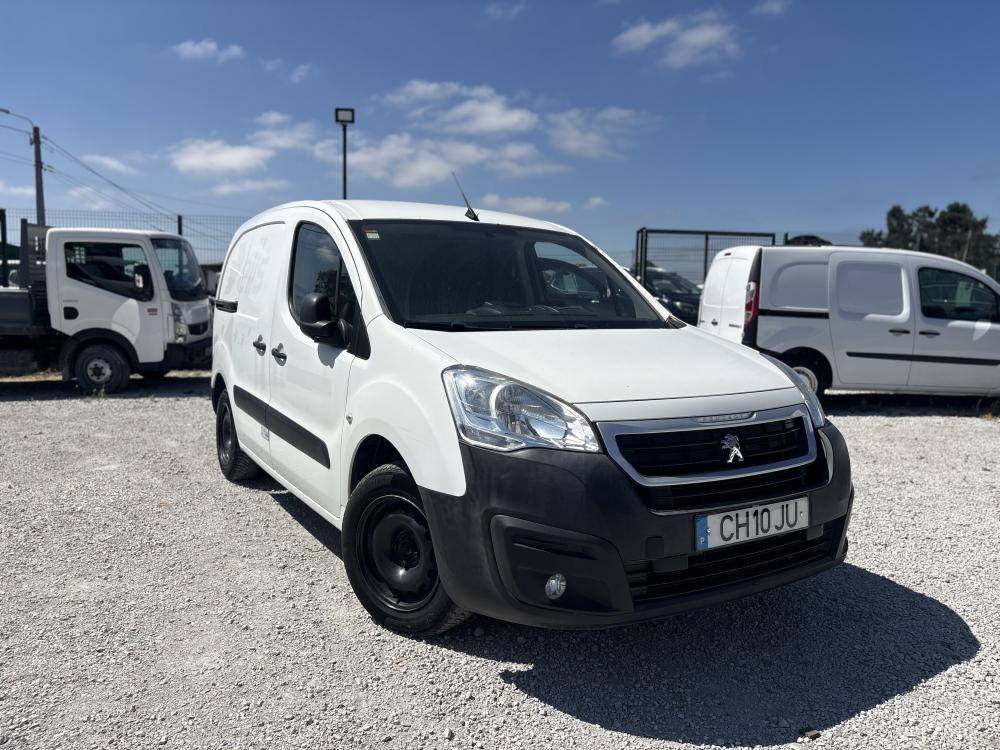 peugeot-partner-2018-diesel-1560cc