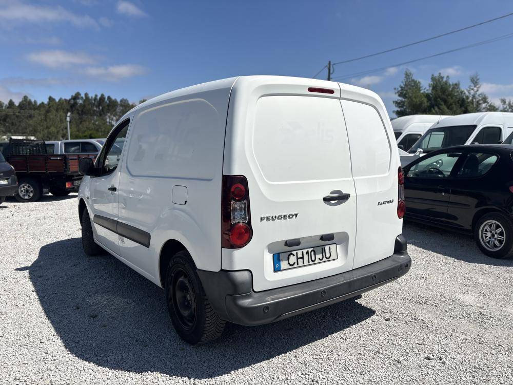 peugeot-partner-2018-diesel-1560cc