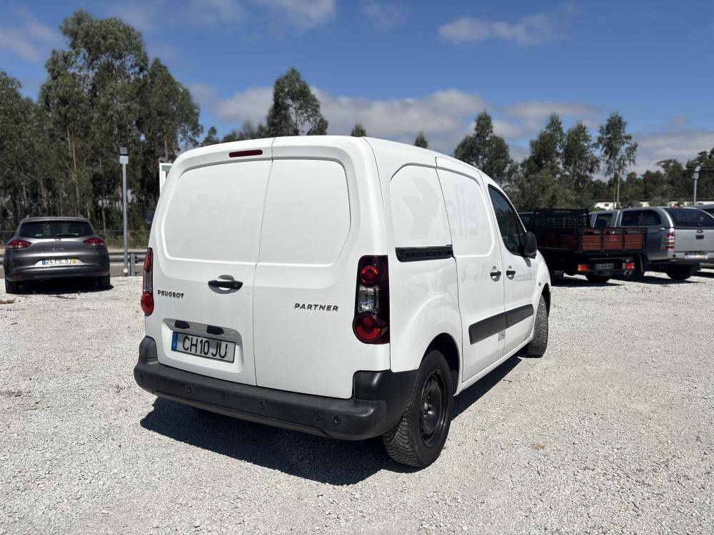 peugeot-partner-2018-diesel-1560cc