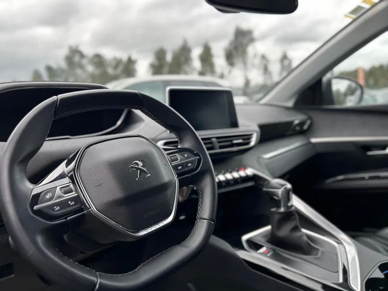 peugeot-5008-2019-diesel-1499cc