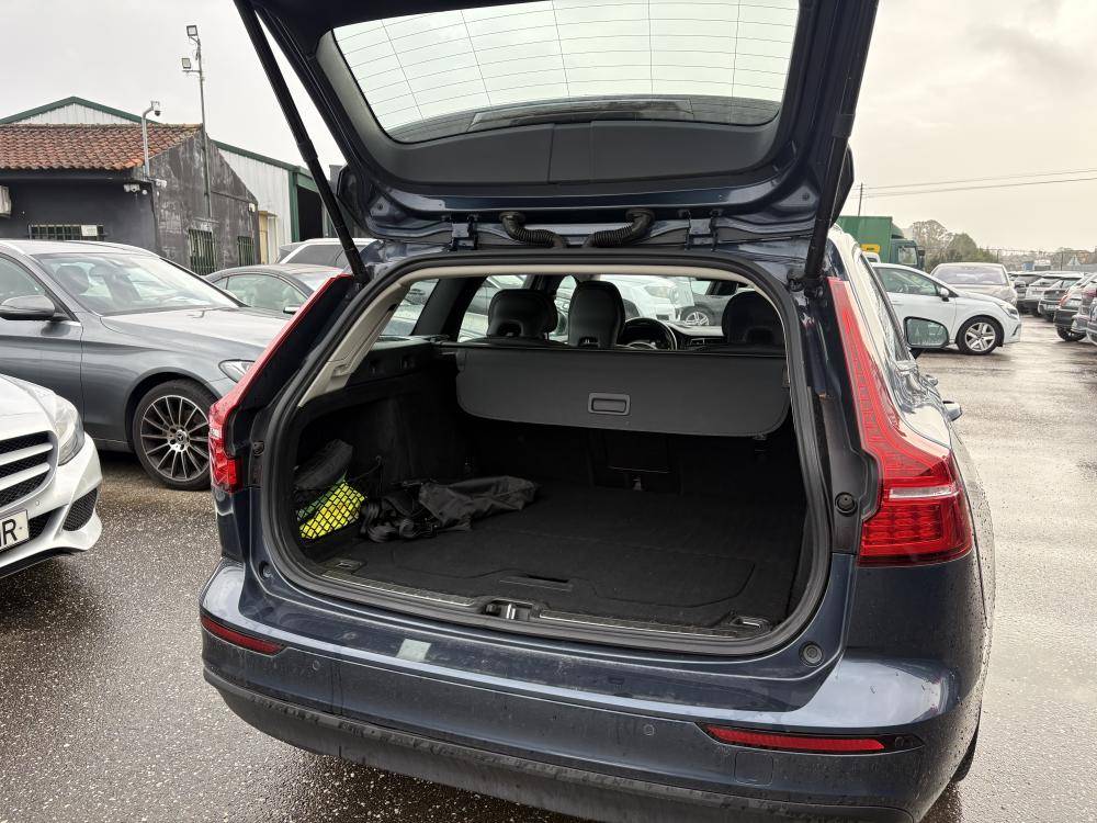 volvo-v60-2020-diesel-1969cc
