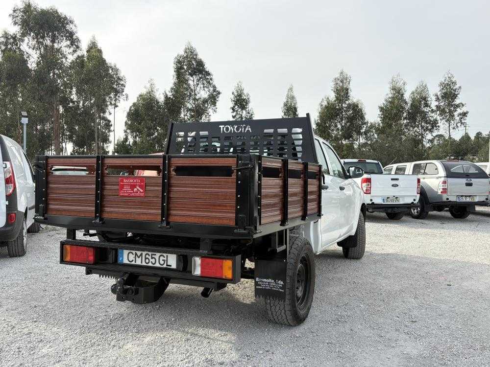 toyota-hilux-2019-diesel-2393cc