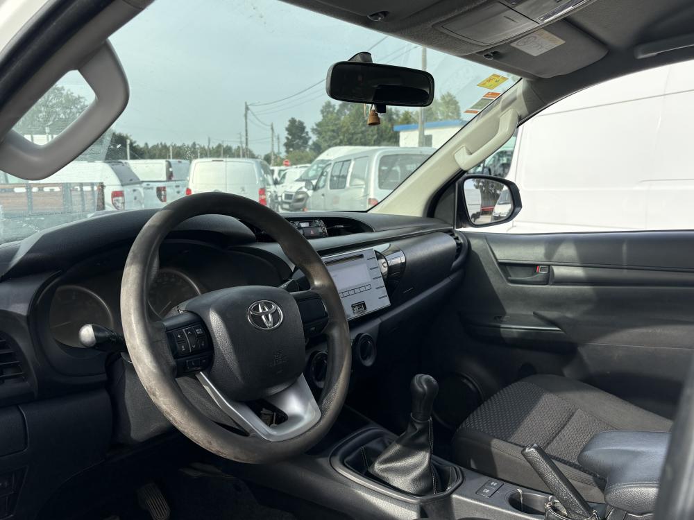 toyota-hilux-2019-diesel-2393cc