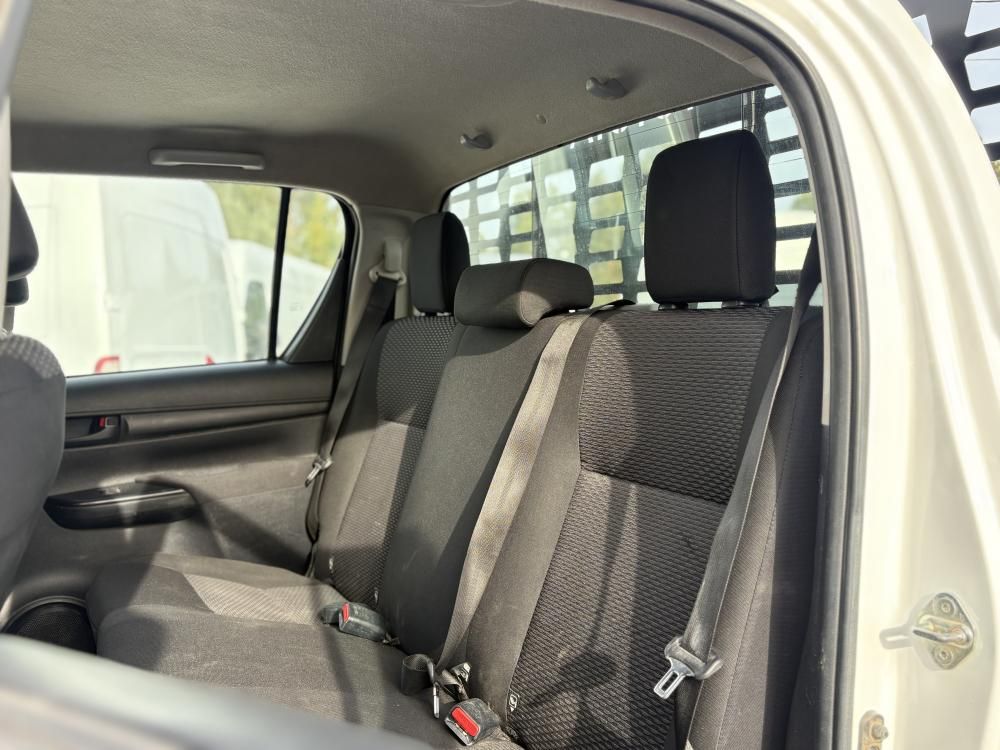 toyota-hilux-2019-diesel-2393cc