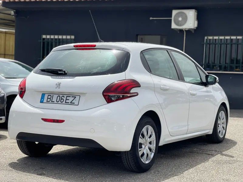 peugeot-208-2019-diesel-1499cc