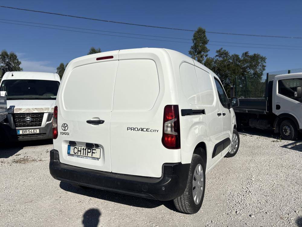 toyota-proace-2022-diesel-1499cc