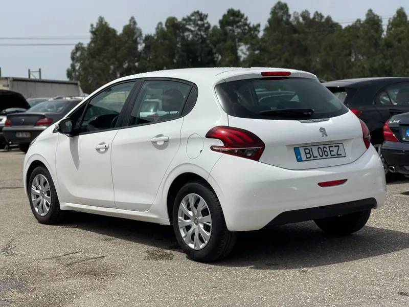 peugeot-208-2019-diesel-1499cc