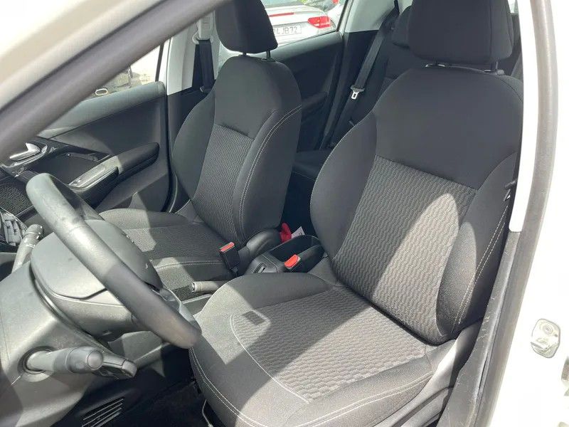 peugeot-208-2019-diesel-1499cc