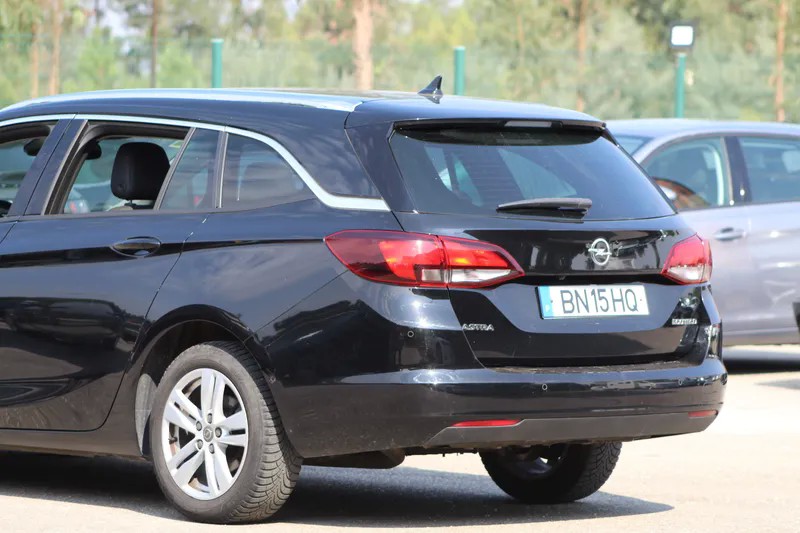 opel-astra-sport-tourer-2019-diesel-1598cc
