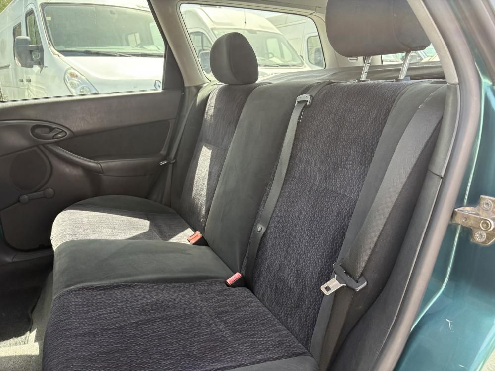ford-focus-2000-gasolina-1388cc